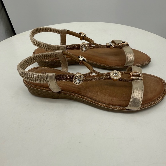 Patrizia Charmer Wedge Sandal with Crystal & Gold Shimmer Ankle Strap Size 10 - Picture 10 of 15